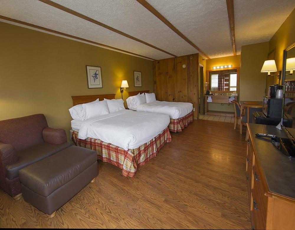 Timbers Lodge photo 3