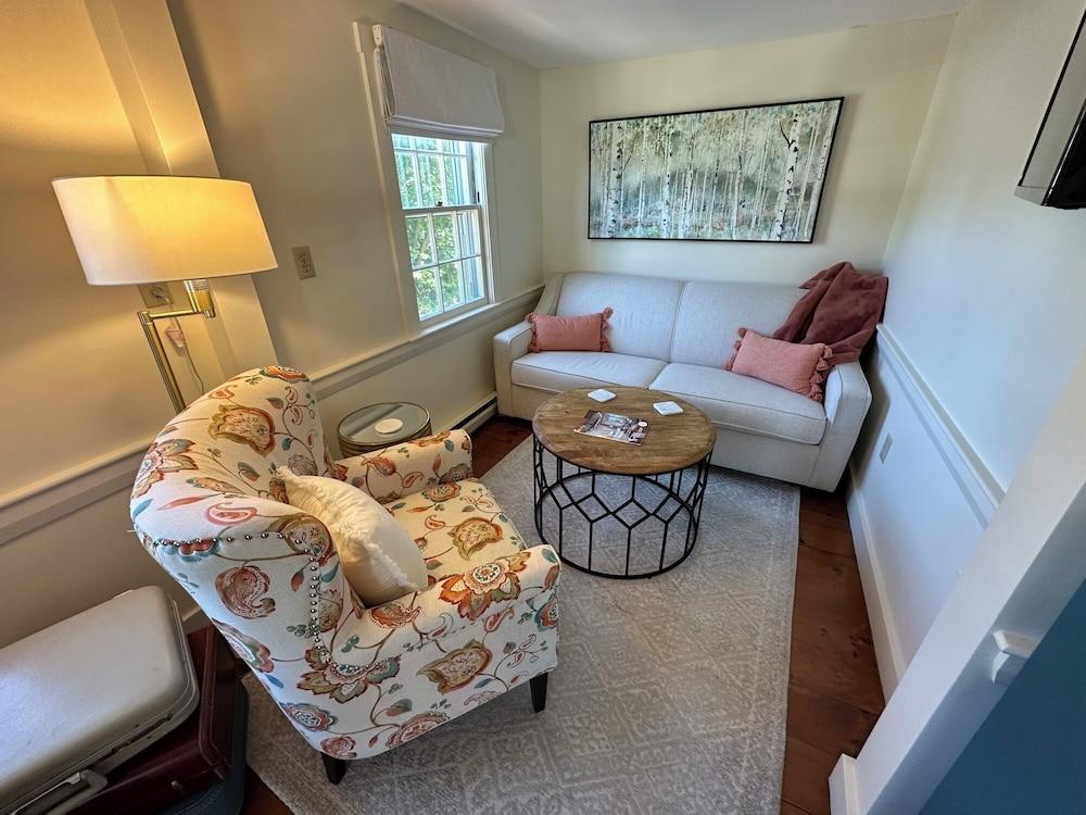 Inn at Perkins Cove photo 94