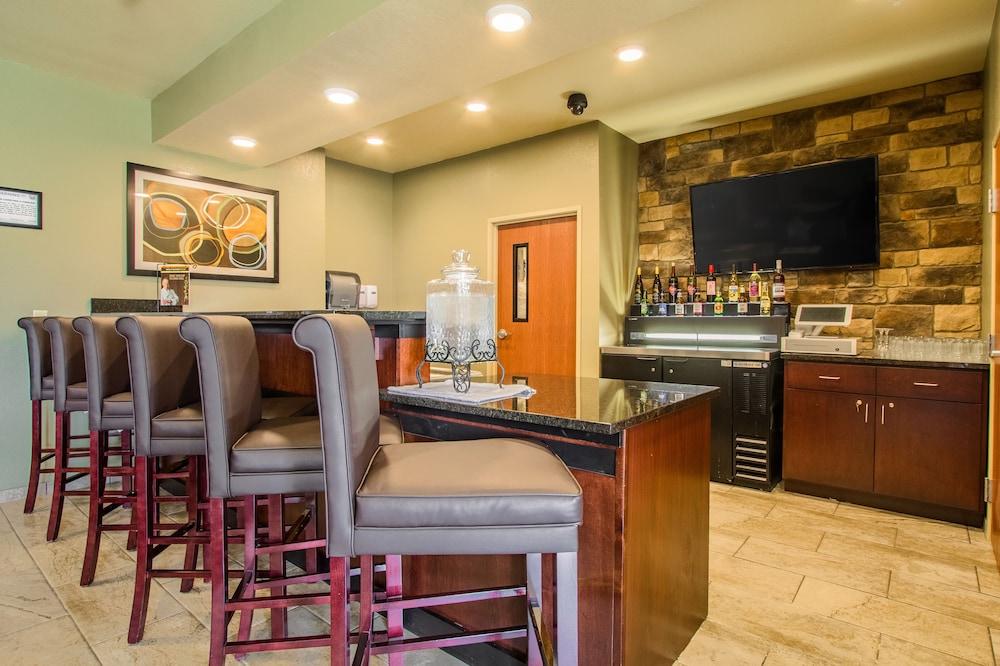 Cobblestone Inn & Suites - Vinton photo 15