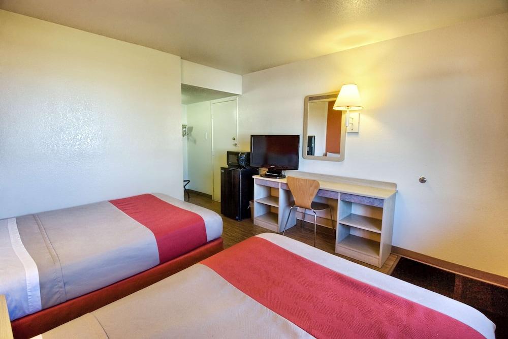 Motel 6 Pendleton, OR photo 21