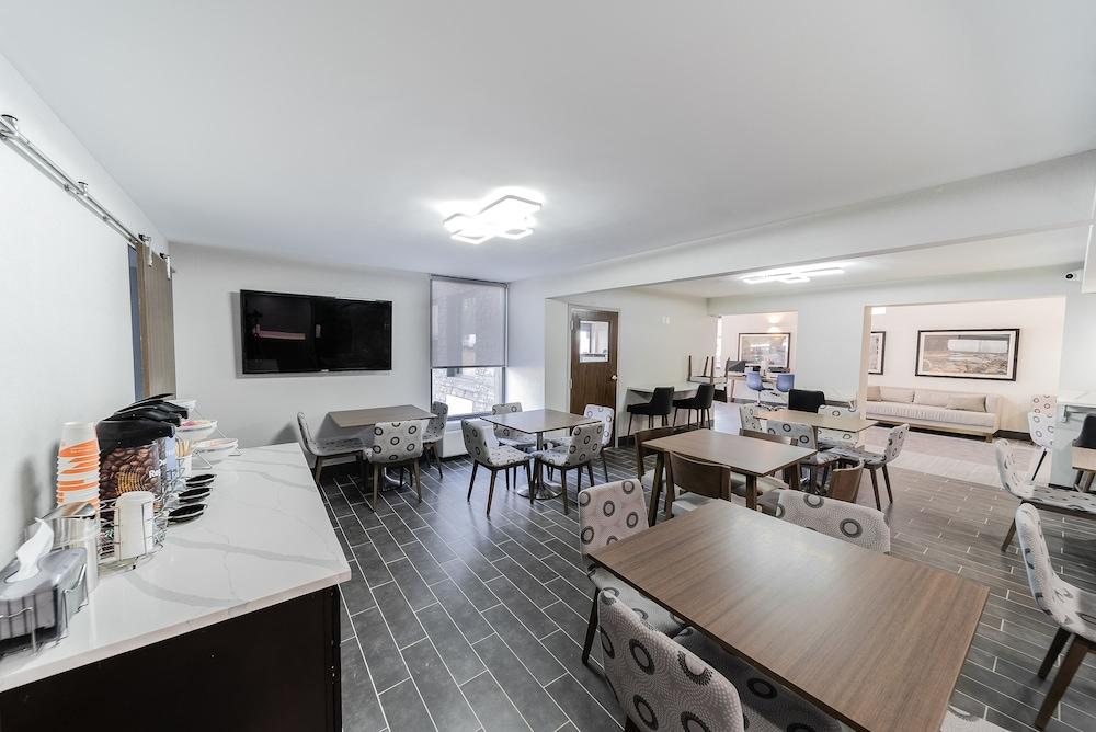 Comfort Inn & Suites Wyomissing/Reading photo 94