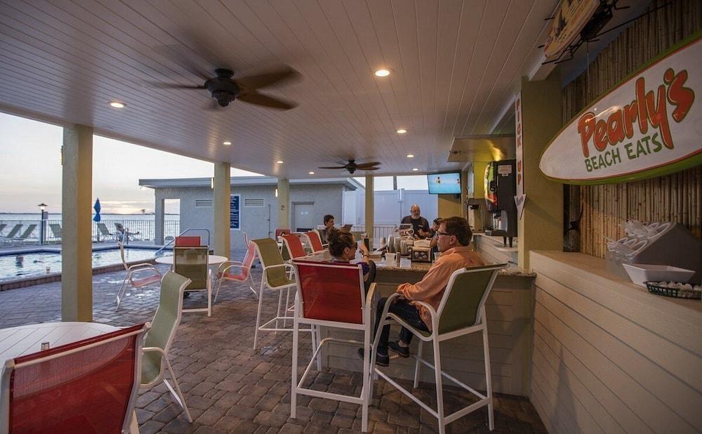 Seaside Luxury Oasis with balcony photo 26