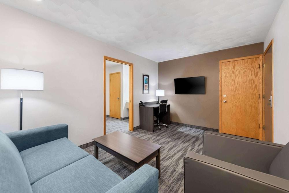 Quality Inn & Suites Munising photo 20