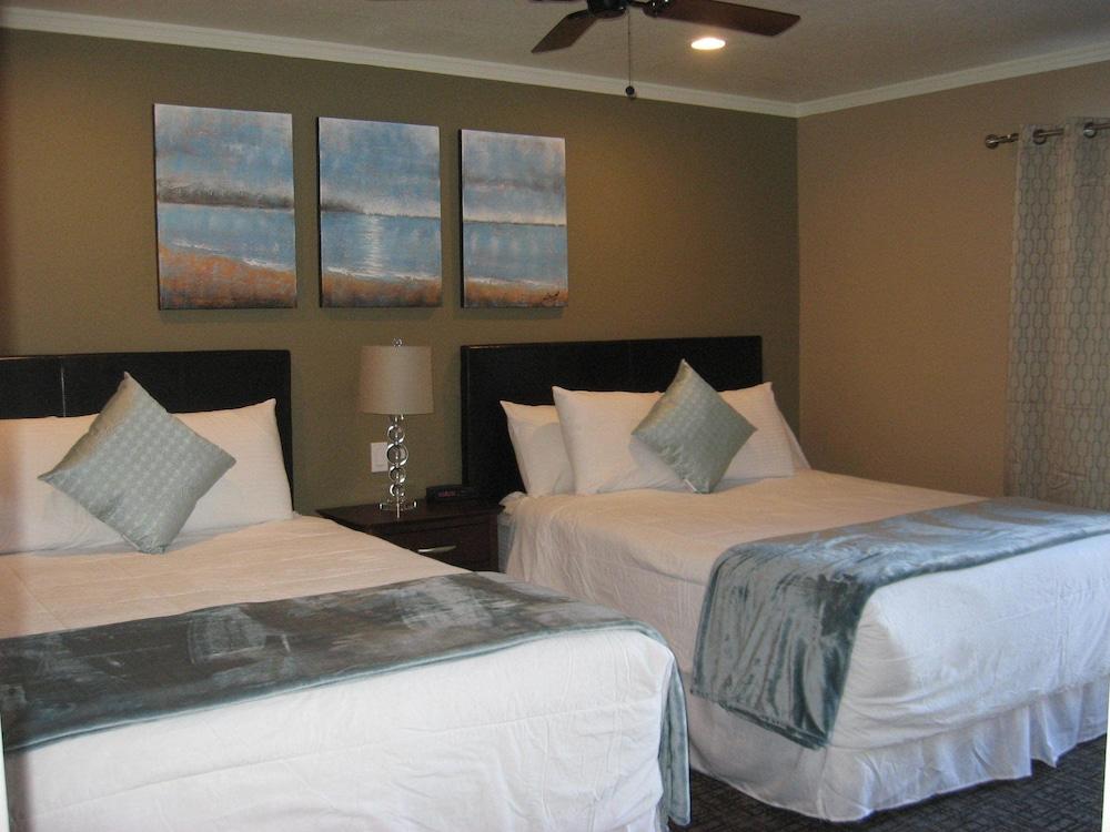 Beachcomber Inn photo 39