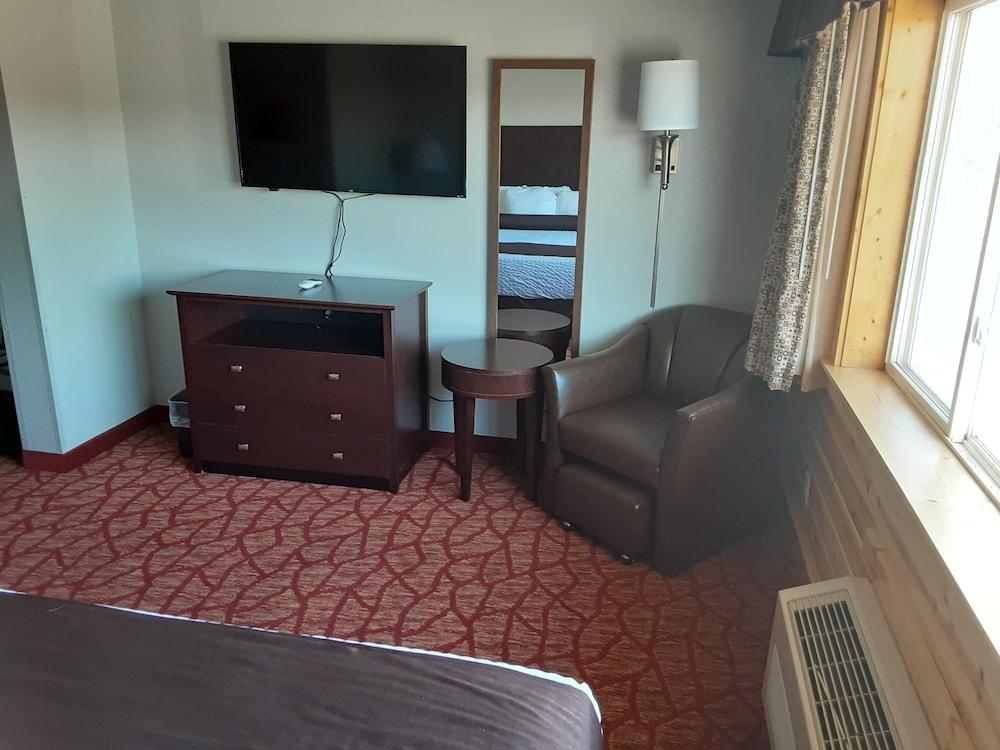 Quality Inn Superior - Duluth photo 9