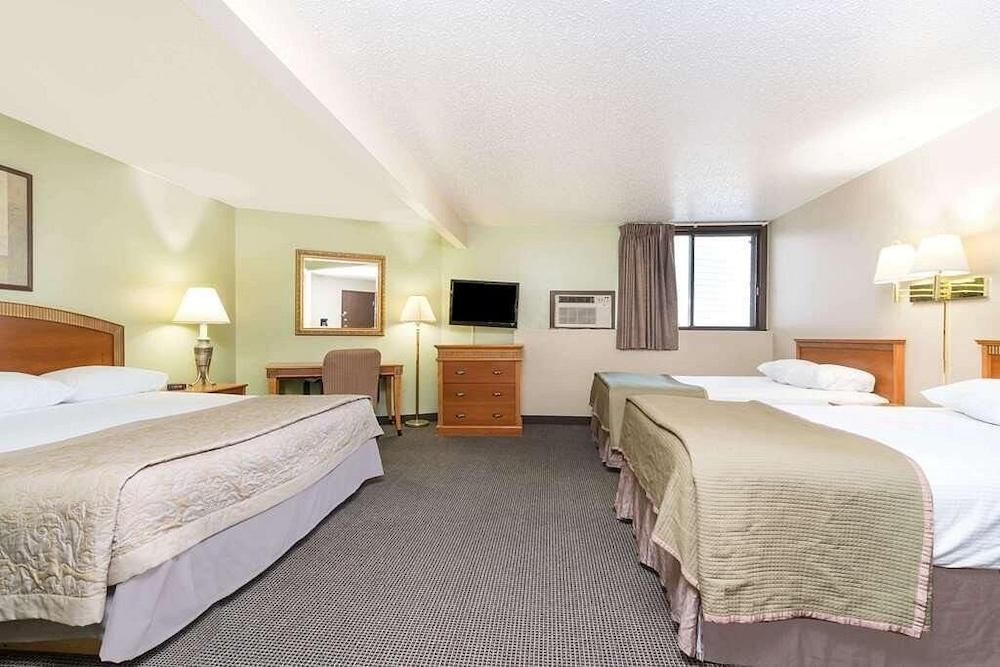 Bison Inn and Suites photo 8
