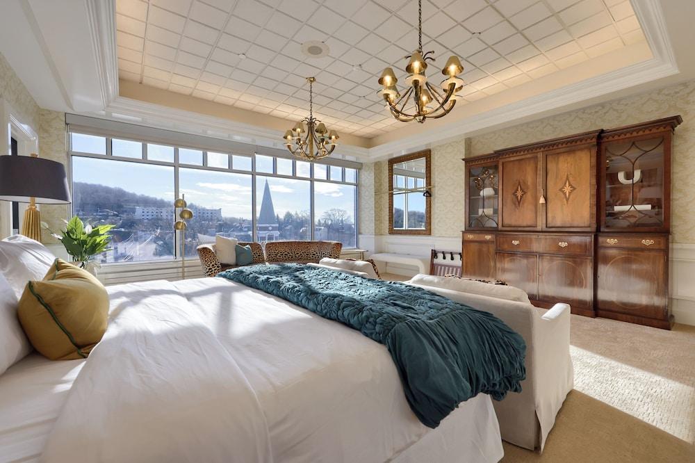 The Executive Suites and Venue photo 41