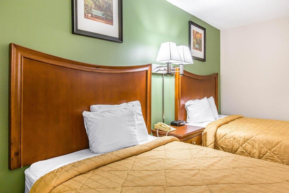 Quality Inn Homewood Birmingham I-65 photo 10