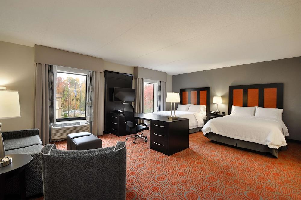 Hampton Inn Stafford/Quantico & Conference Center photo 12