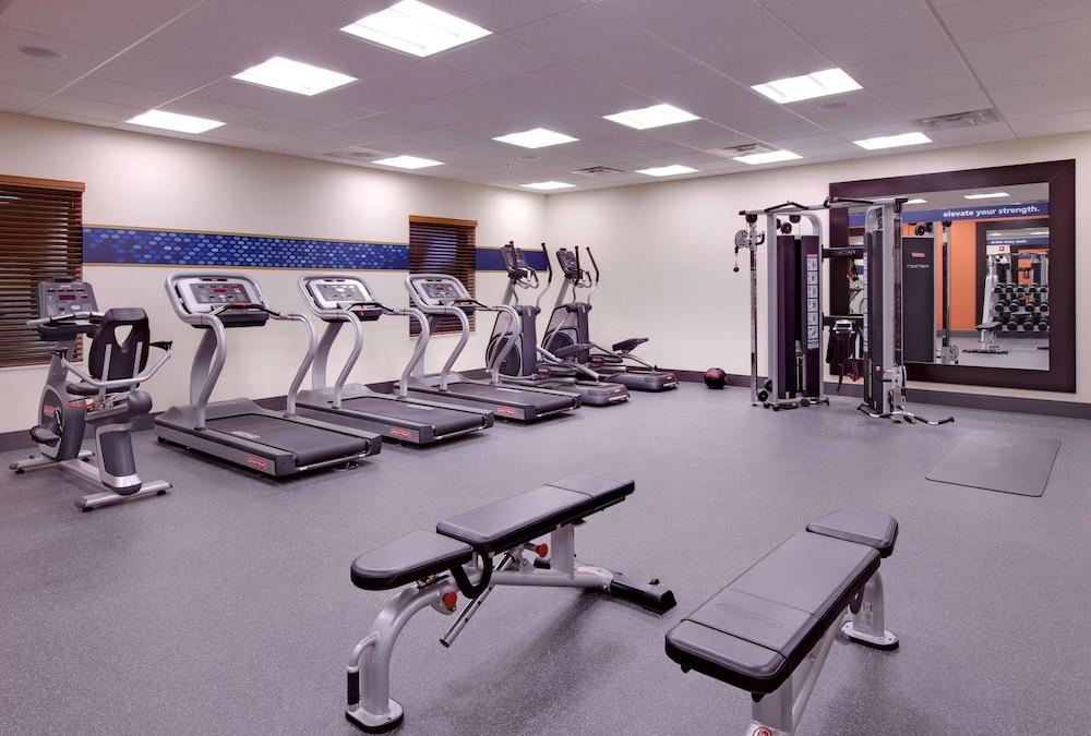 Hampton Inn Snyder TX photo 13