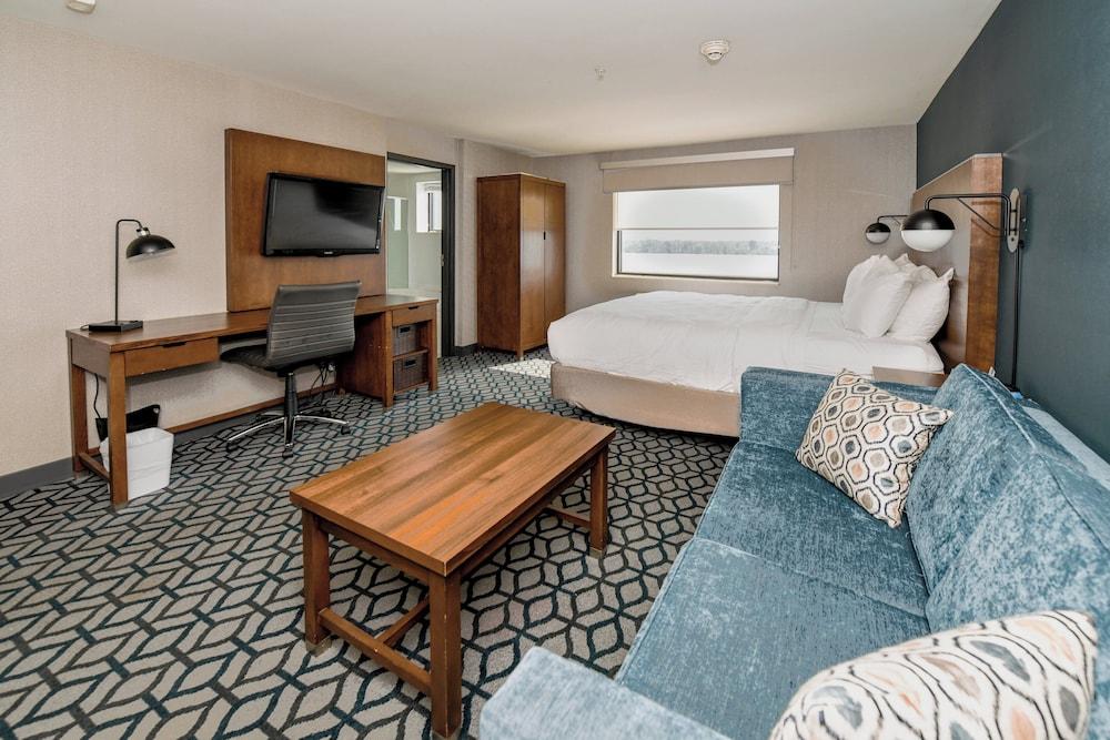 Crowne Plaza Niagara Falls NY Riverside by IHG photo 80