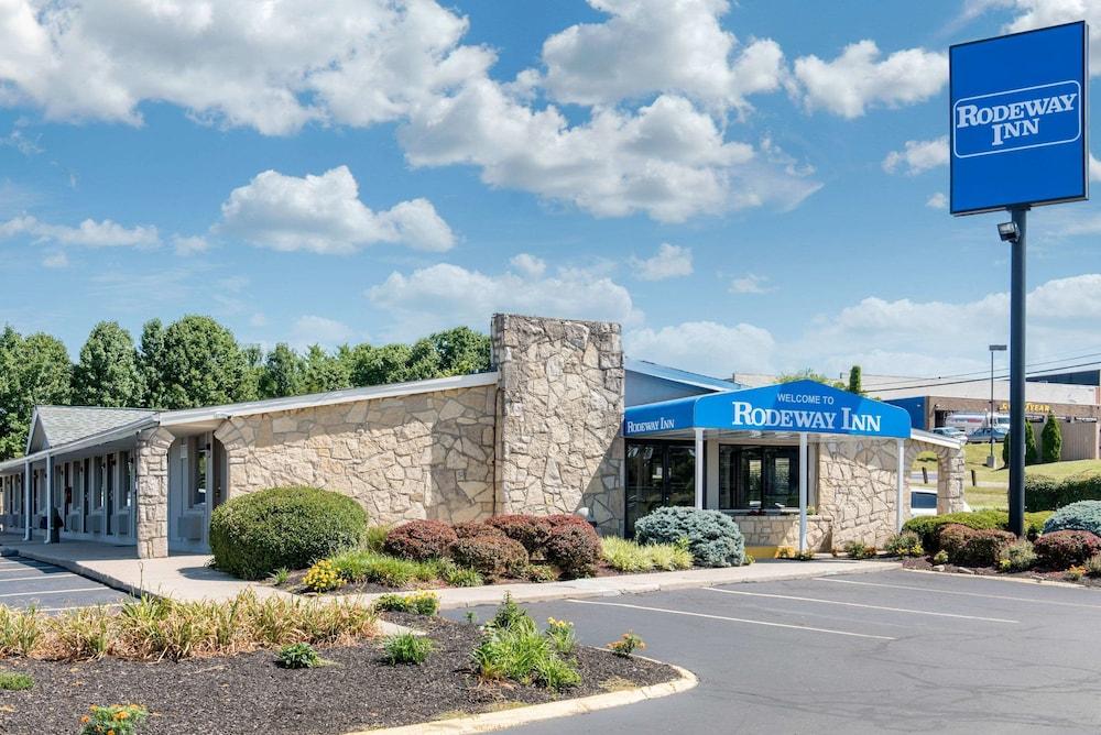 Rodeway Inn Sharonville - Cincinnati North photo 1