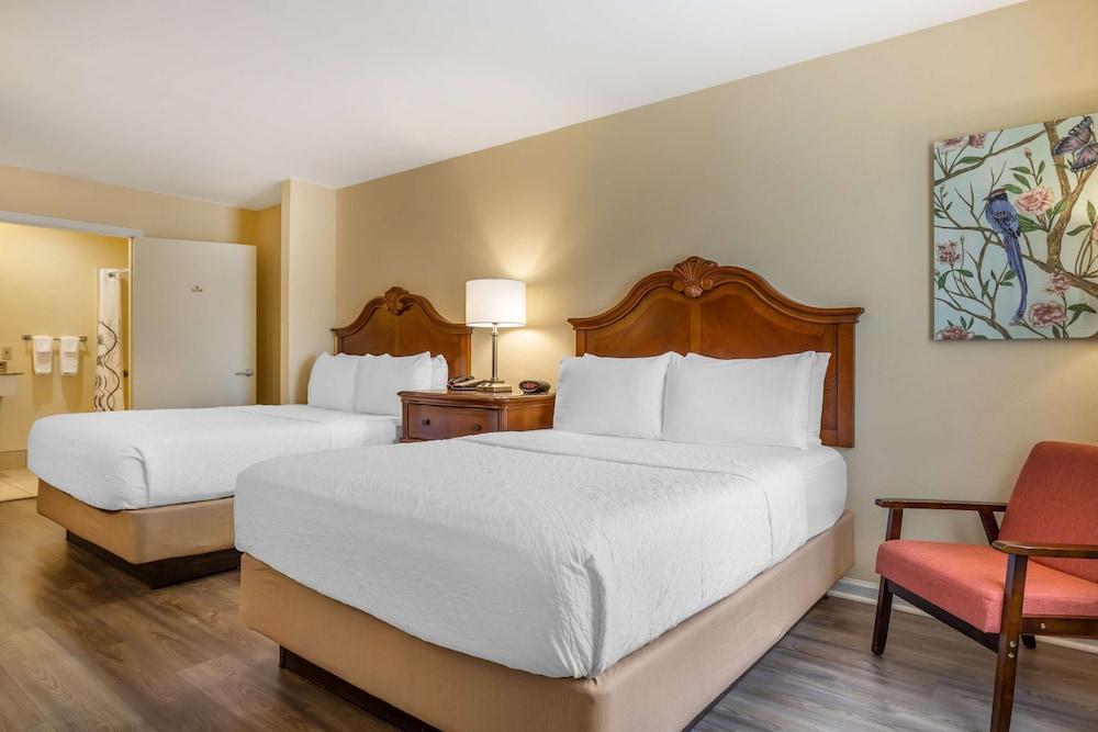 Best Western Plus Santee Inn photo 20