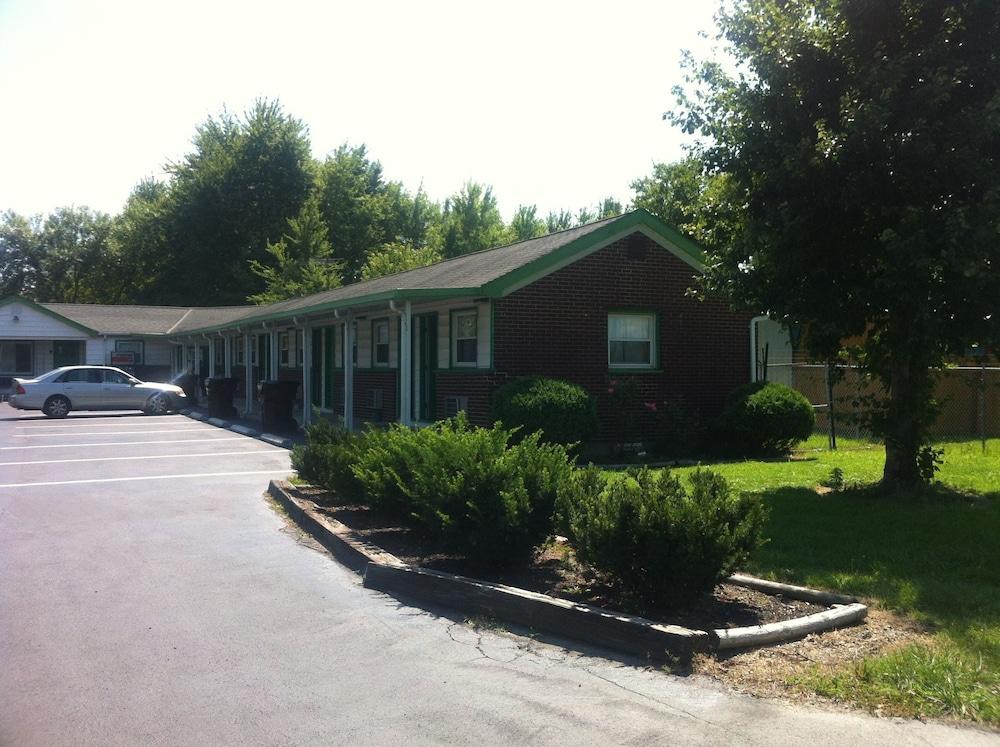 Green Crest Motel photo 1