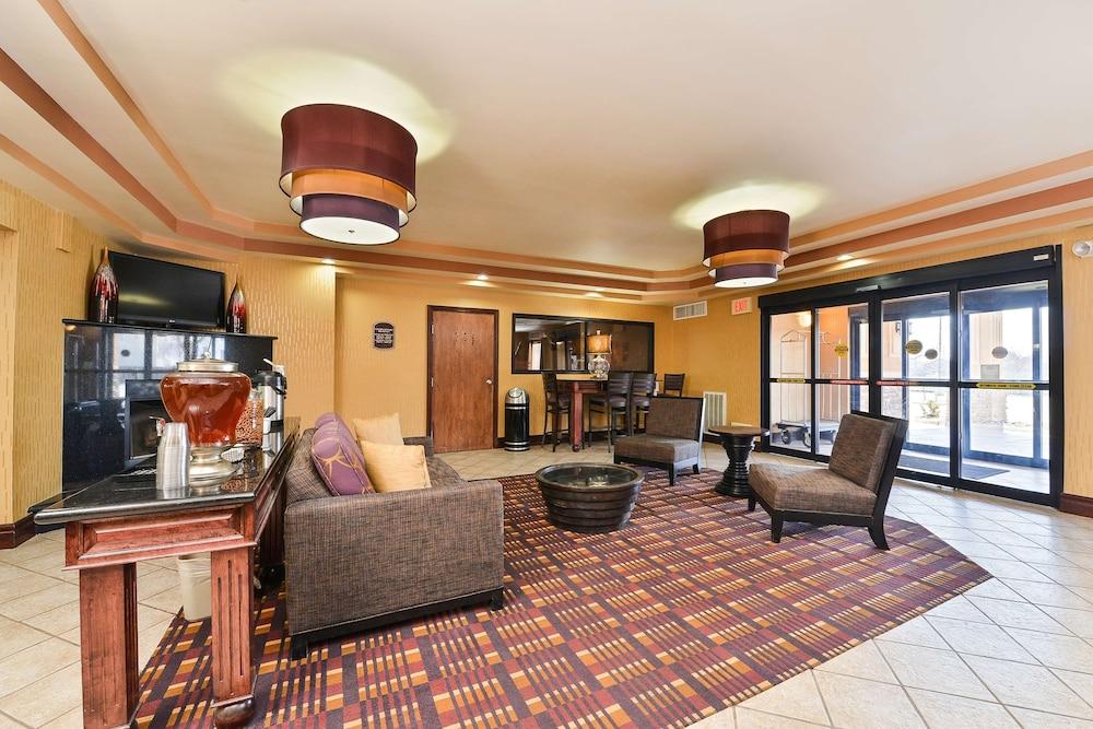 Best Western Plus Midwest Inn & Suites photo 3