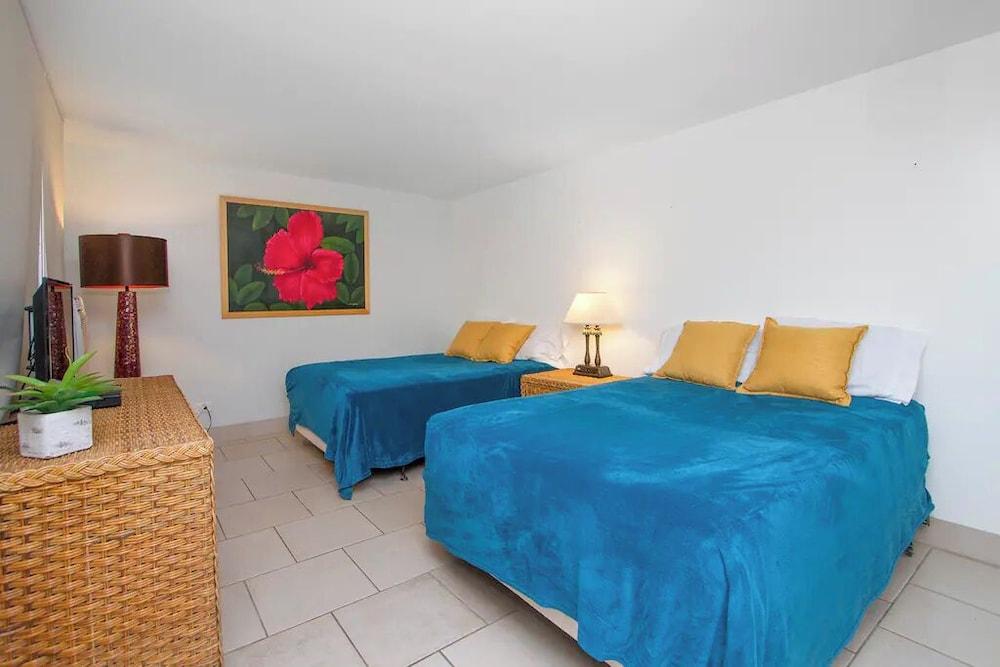 Diamond Head Beach Hotel photo 55
