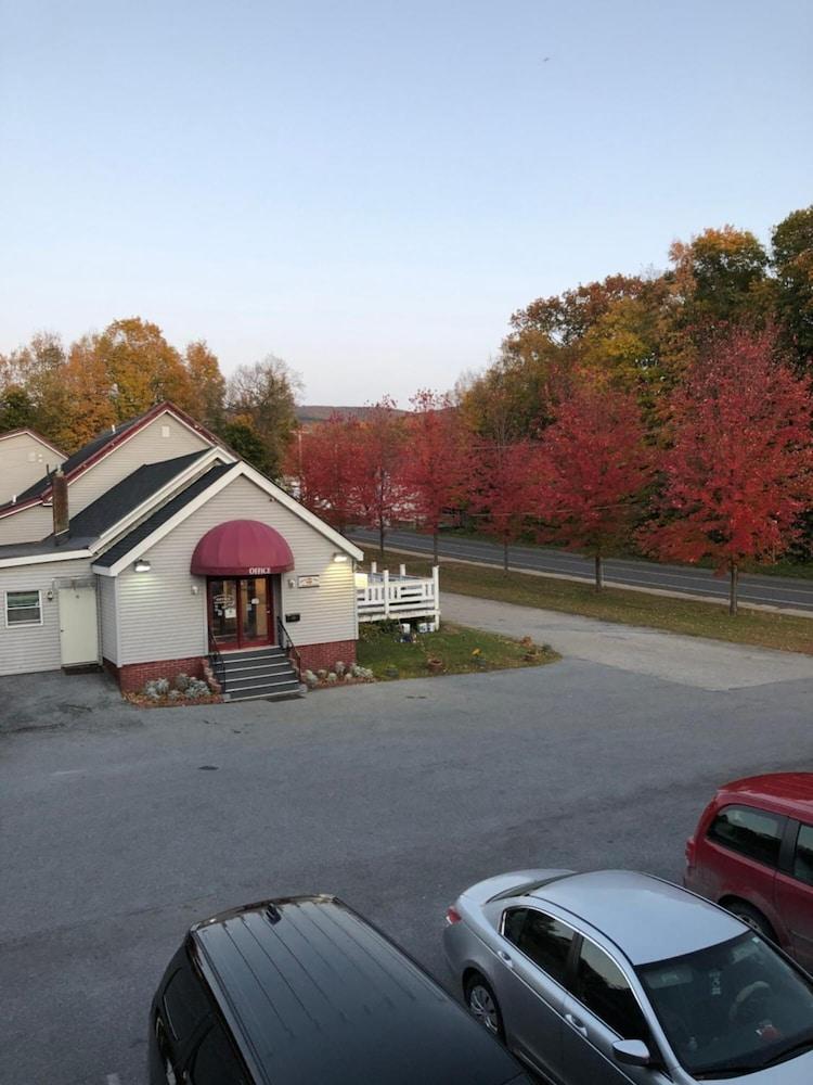 The Autumn Inn photo 7