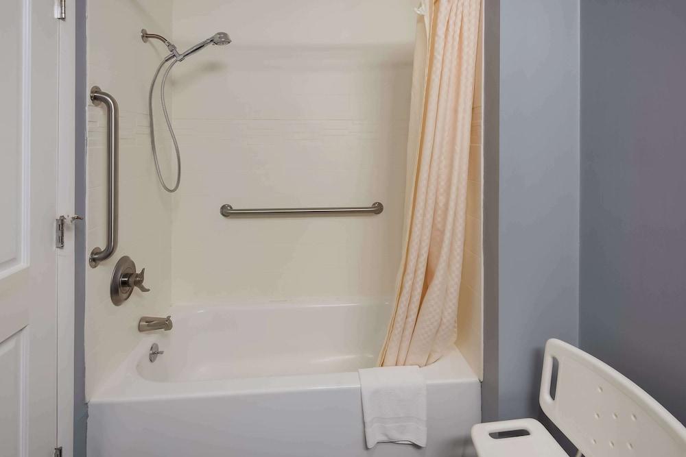 Best Western Riverside Inn photo 17