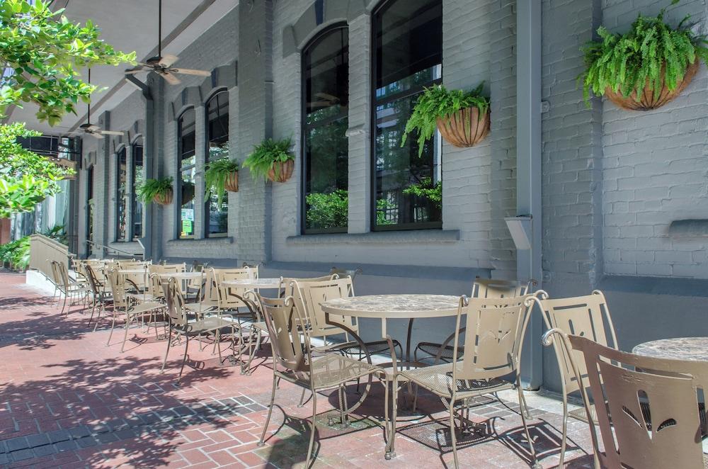 The Riverfront Hotel New Orleans photo 83
