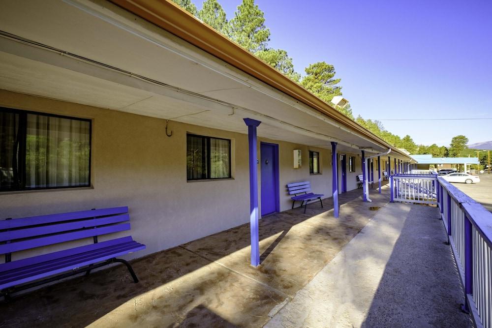 Budget Lodge Ruidoso photo 24