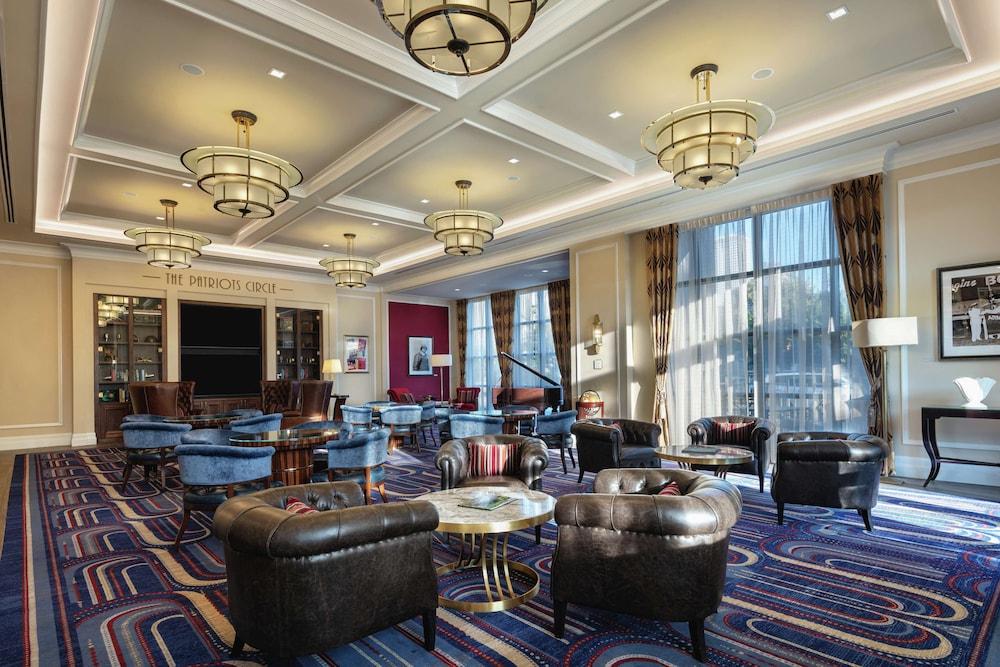 Higgins Hotel, Official Hotel of The National WWII Museum, Curio Collection by Hilton photo 17