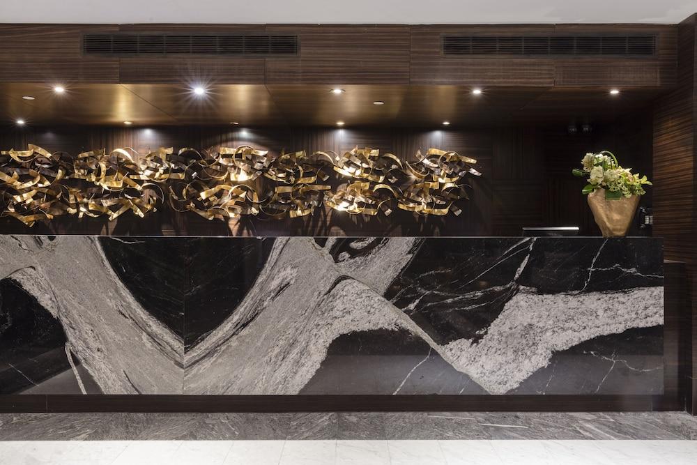 Empire Hotel photo 2