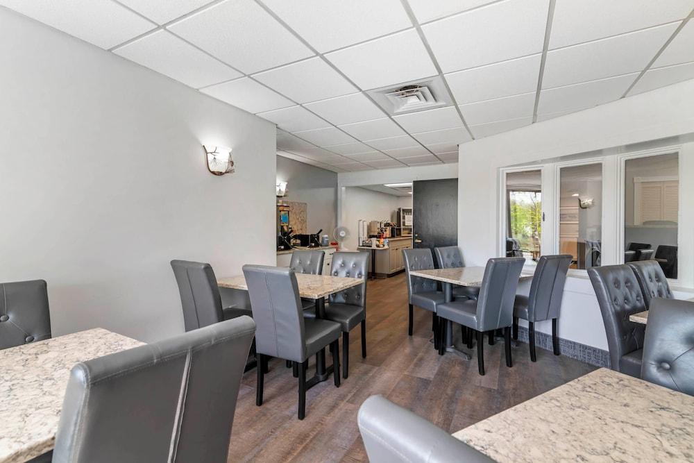 Black Bear Inn, an Ascend Collection Hotel photo 33