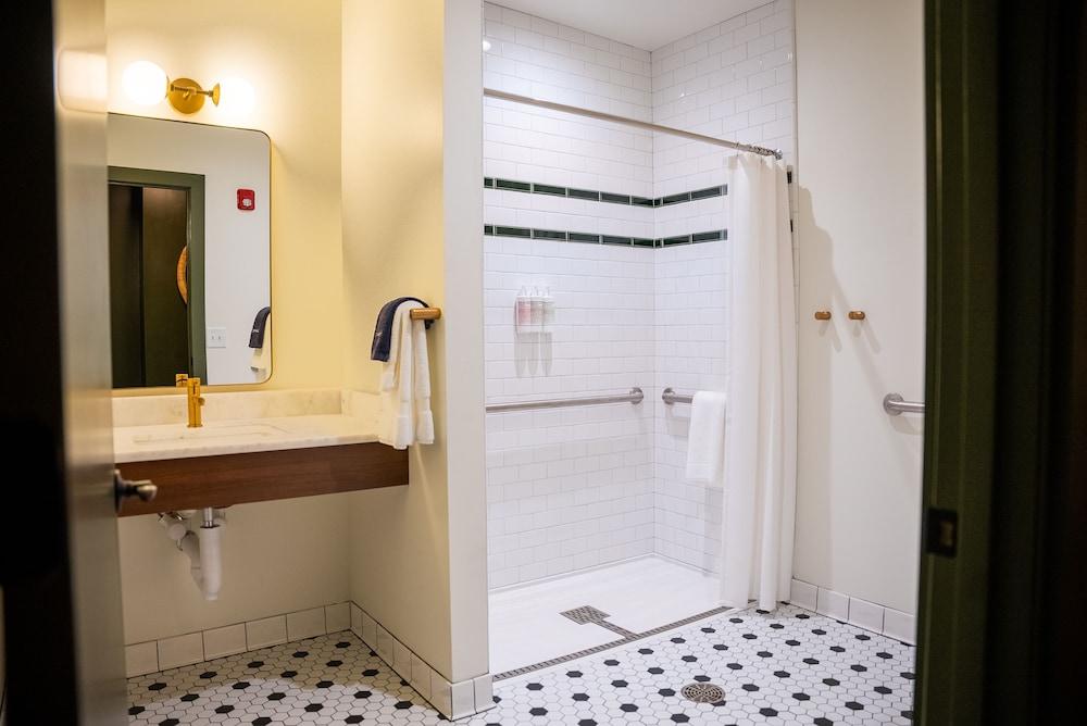 The Woodward Hotel photo 8