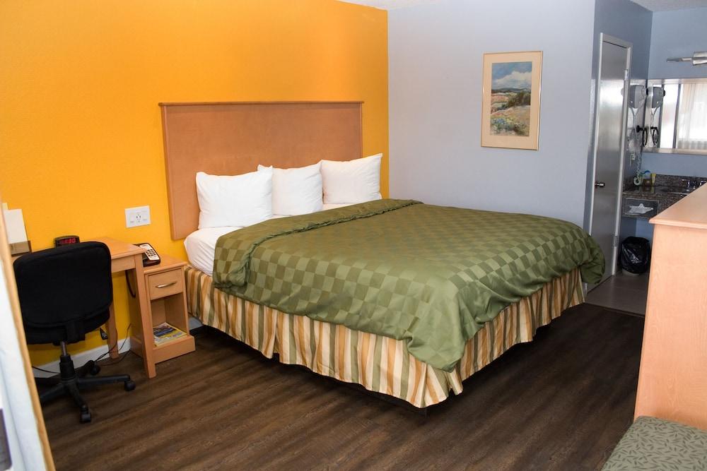Keefer's Inn photo 14