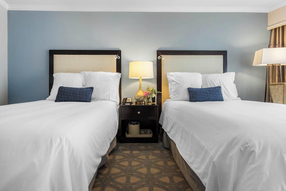 The Riverfront Hotel New Orleans photo 49