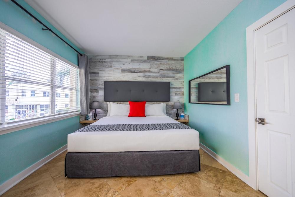 Suites on South Beach photo 37