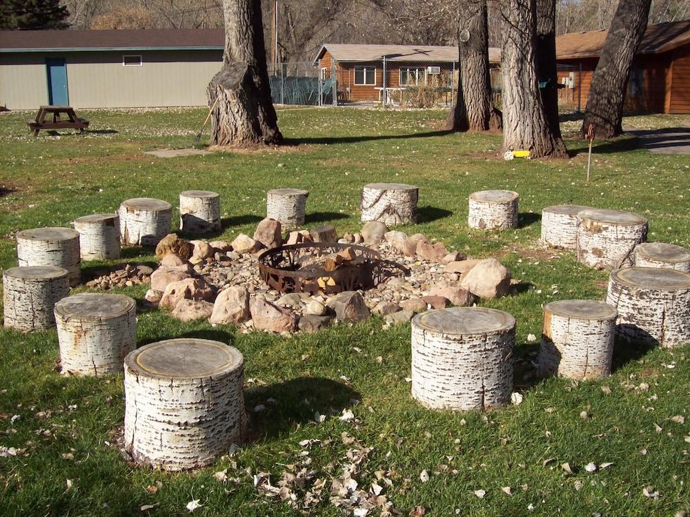 Canyon Lake Resort photo 43