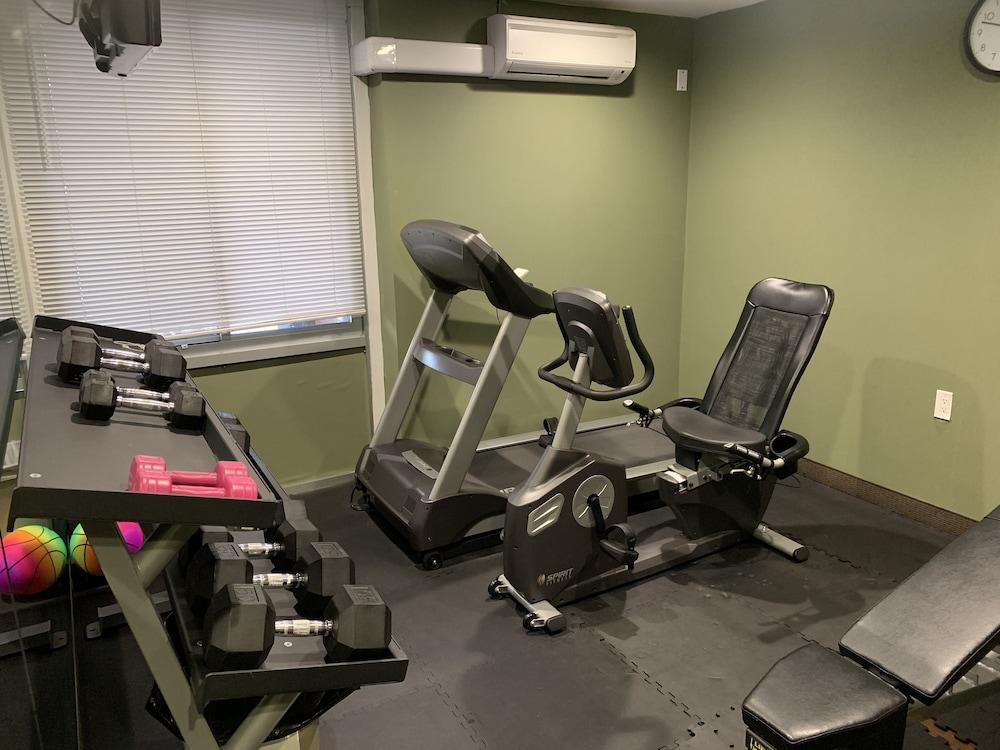 Days Inn by Wyndham Brooklyn Borough Park photo 16