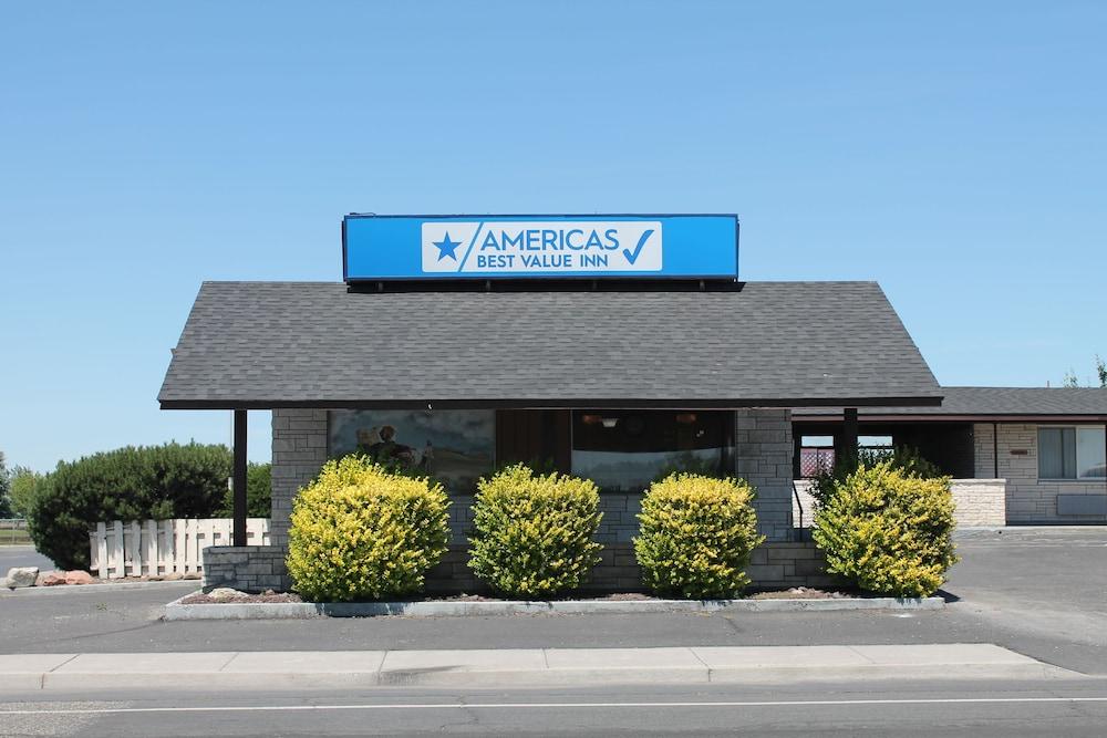 Americas Best Value Inn Boardman photo 18