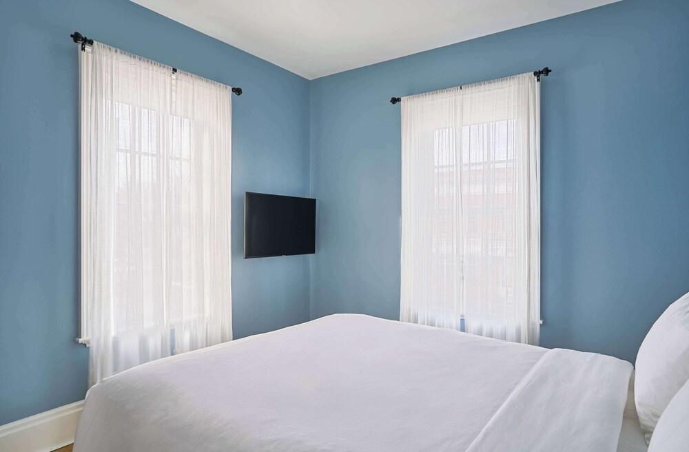 The Cadillac House Lexington, Tapestry Collection by Hilton photo 46