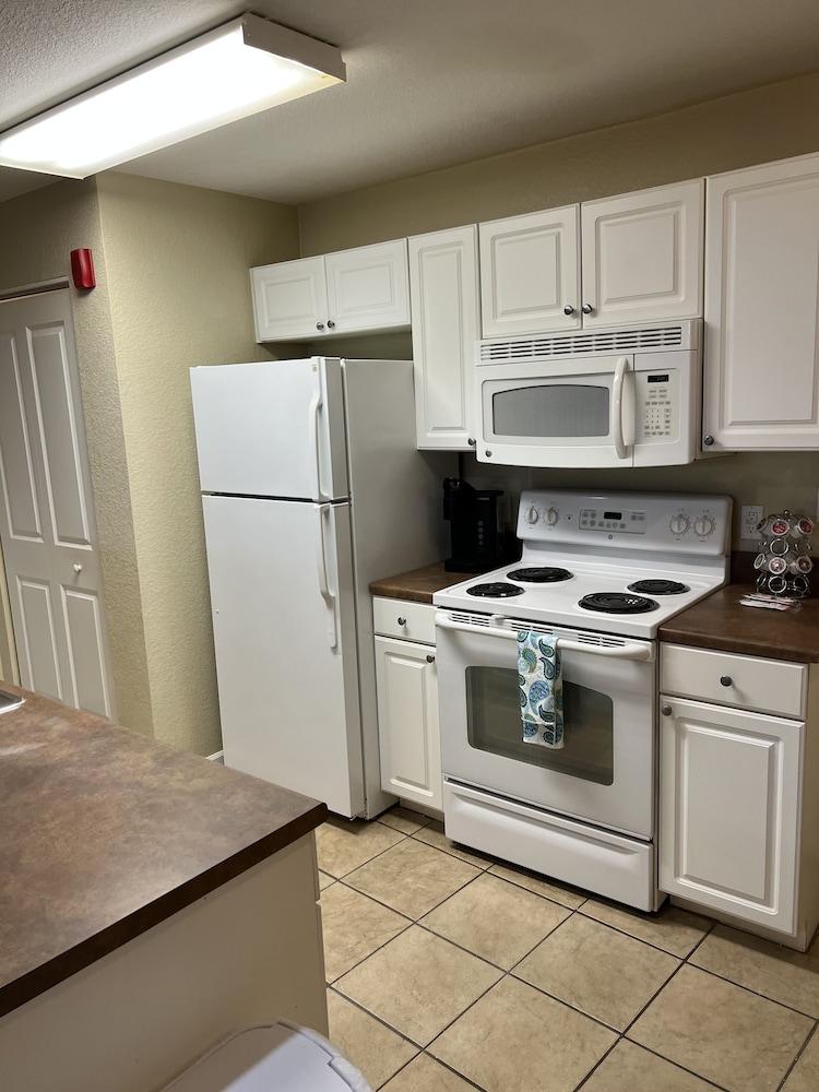Washburn Hotel Suites photo 13