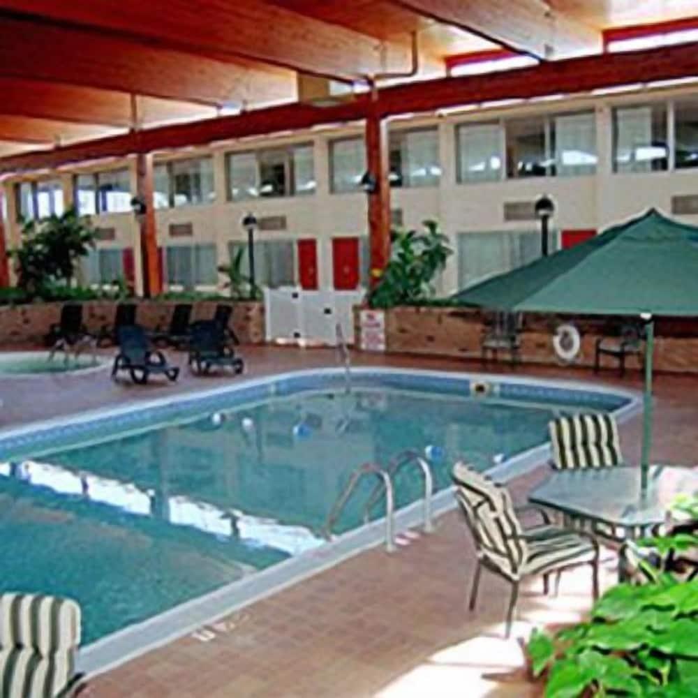 Travelodge by Wyndham Gaylord photo 48