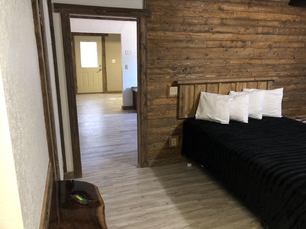 Hotel O Bel Aire Chamberlain SD I 90 photo 18