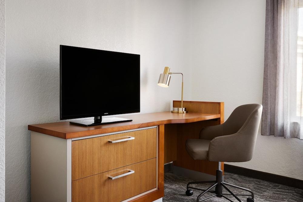 SpringHill Suites San Antonio Downtown/Riverwalk Area photo 2