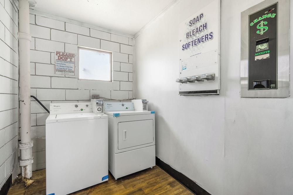 Budgetel Inn and Suite photo 14