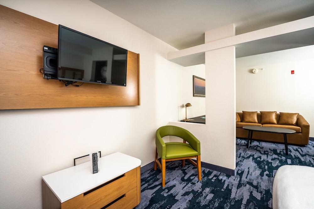Fairfield Inn & Suites By Marriott Beaumont photo 9