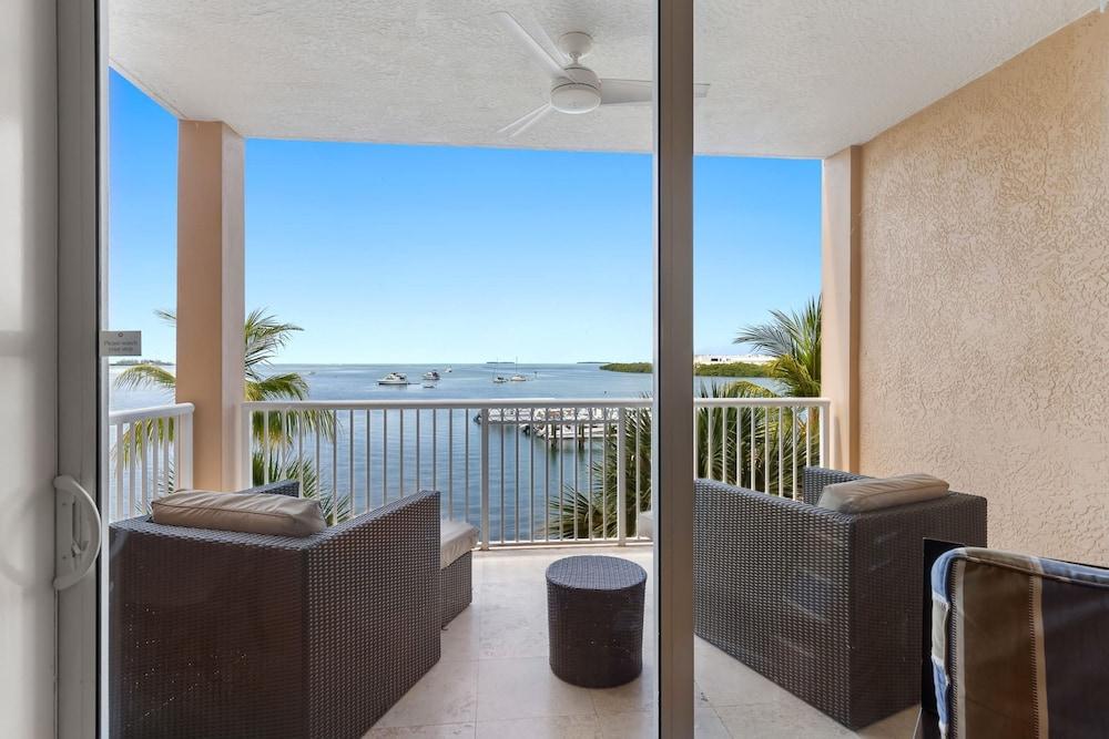 Ocean Front 3BR Presidential Suite photo 21