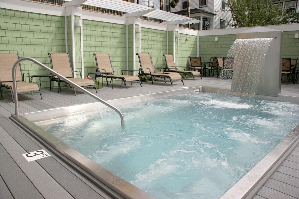 Inn on Mackinac photo 41