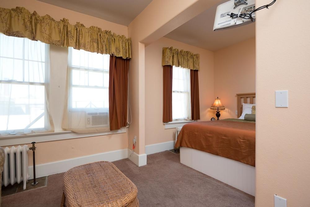 Hotel Condon photo 12