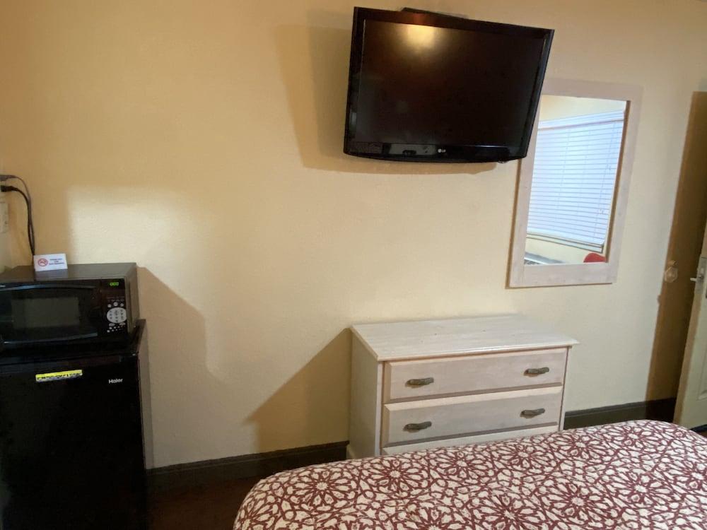Bayview Motel photo 30