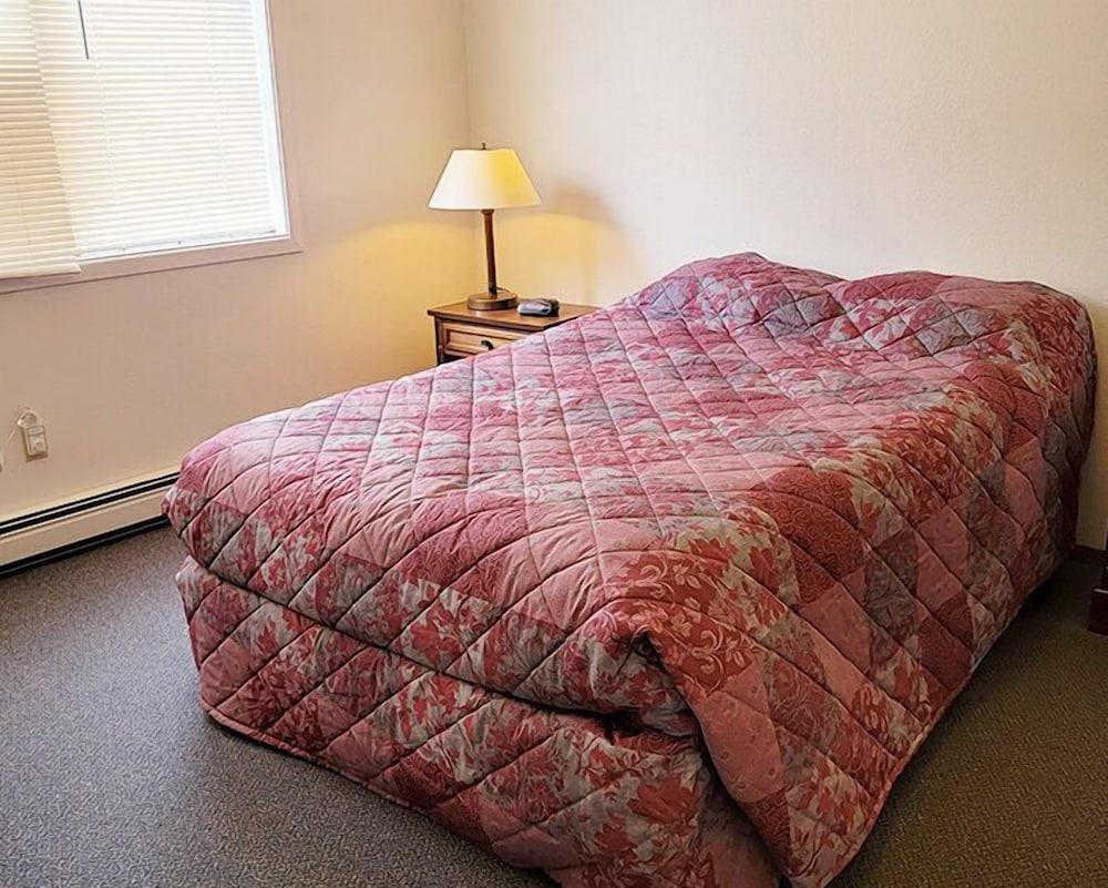 Adak Island Inn photo 2