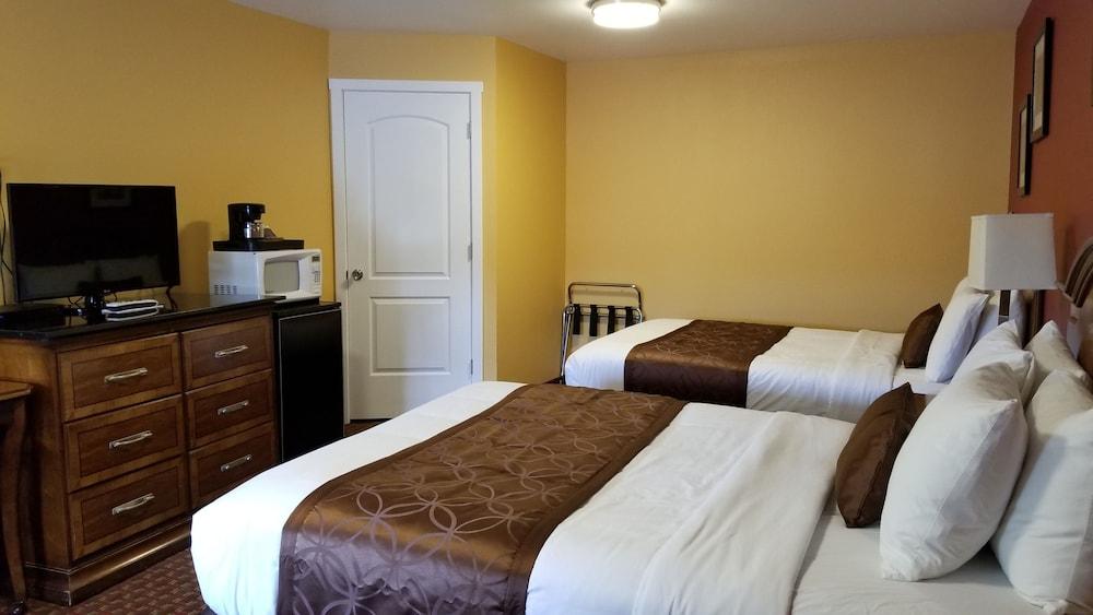 The Forks Motel photo 53
