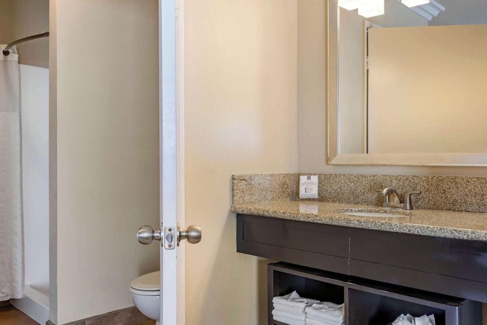 Comfort Suites San Clemente Beach photo 26