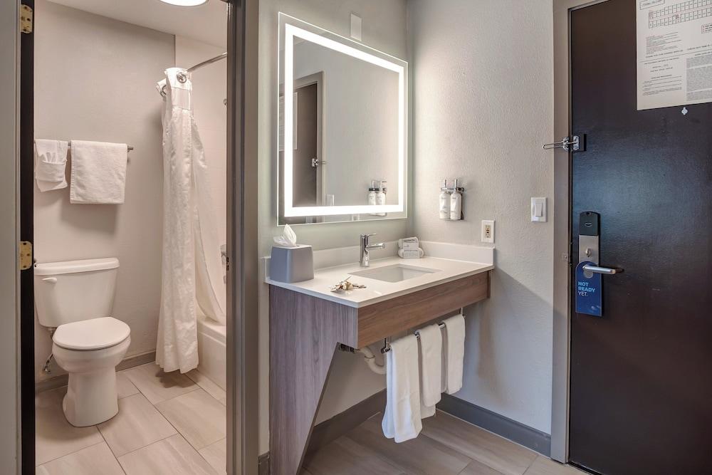 Holiday Inn Express Portland East - Troutdale by IHG photo 11