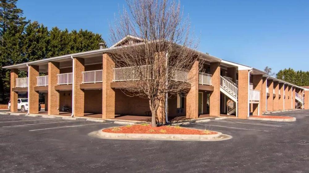 Quality Inn Toccoa photo 16